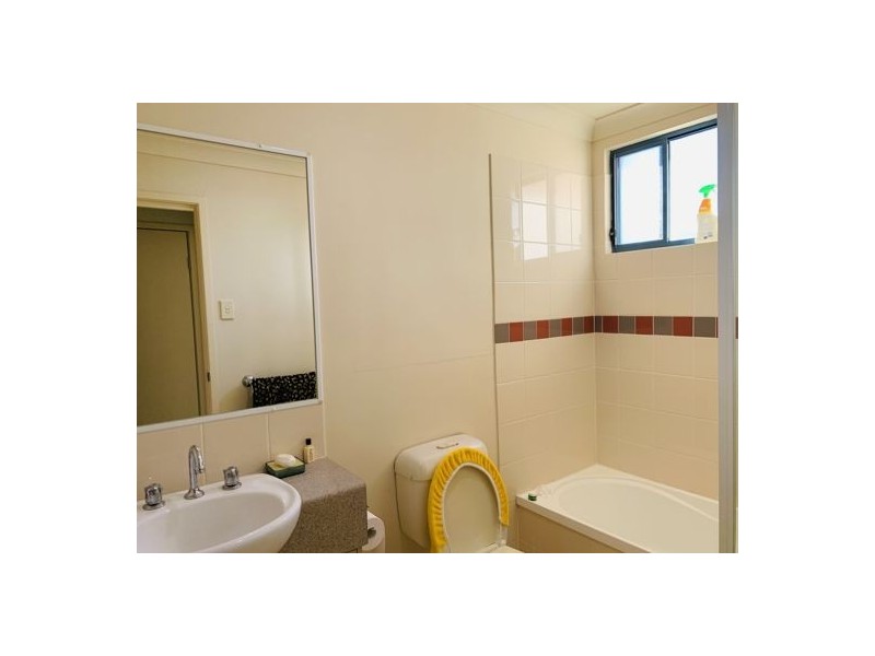 11/60-62 Beattie Road, Coomera QLD 4209