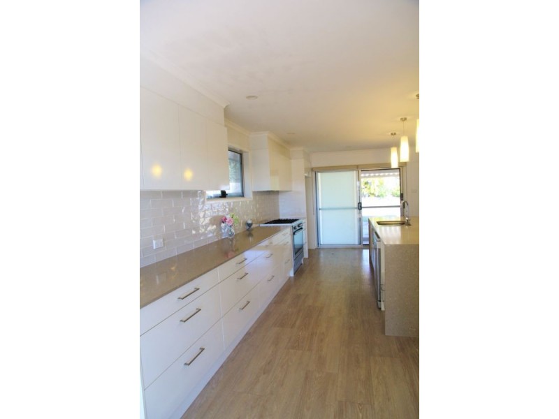 11 Diana Court, Alexandra Hills QLD 4161