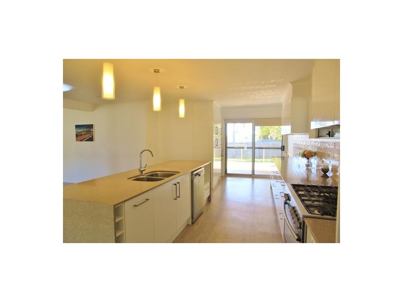 11 Diana Court, Alexandra Hills QLD 4161
