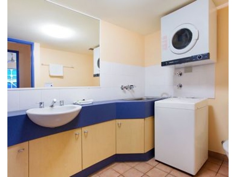 38 11-17 Philip avenue,, Broadbeach QLD 4218