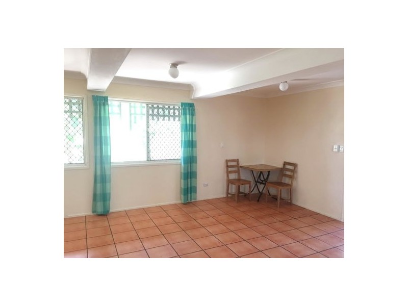 34 Railway Tce, Dutton Park QLD 4102