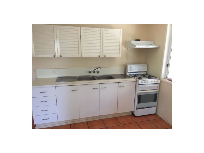 34 Railway Tce, Dutton Park QLD 4102