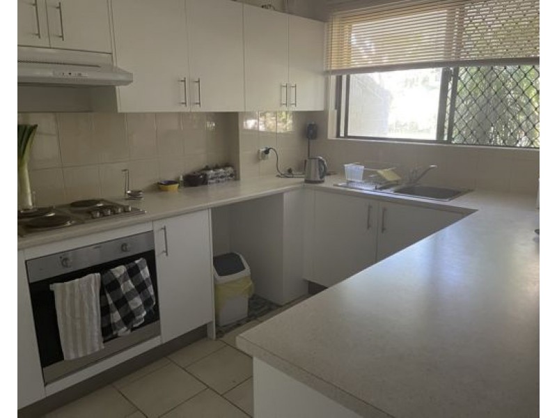 27/111 Markeri Street, Mermaid Waters QLD 4218