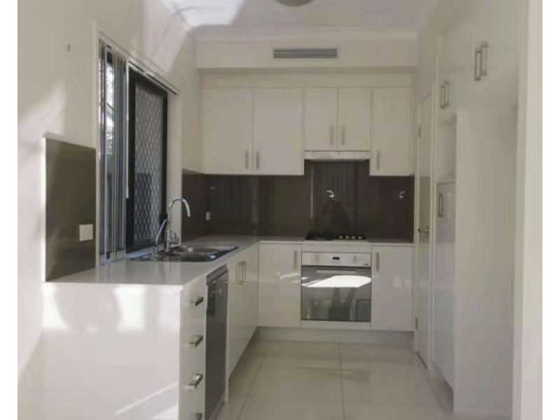 4/407 Warrigal Road, Eight Mile Plains QLD 4113