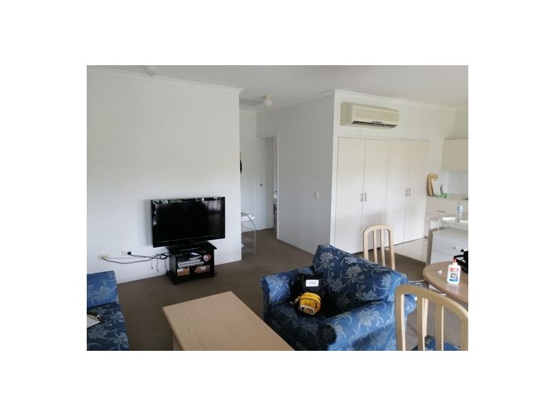 2 Waverley Road, Taringa QLD 4068