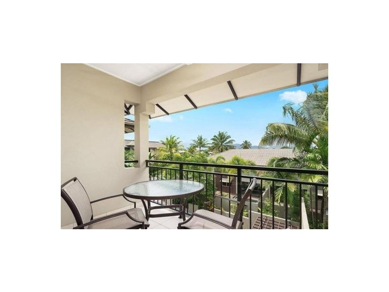 12 Gregory St, Westcourt QLD 4870