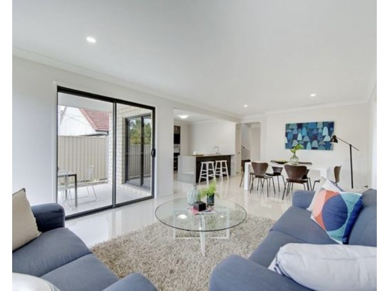 12 Highgate St, Coopers Plains QLD 4108