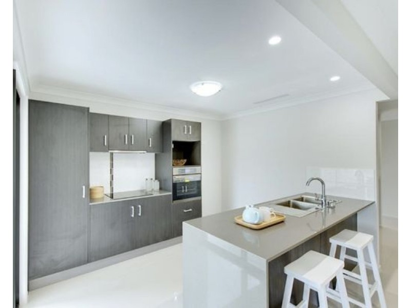 12 Highgate St, Coopers Plains QLD 4108