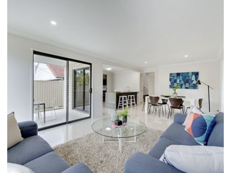 12 Highgate St, Coopers Plains QLD 4108
