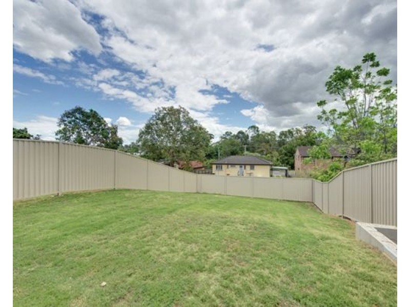 12 Highgate St, Coopers Plains QLD 4108