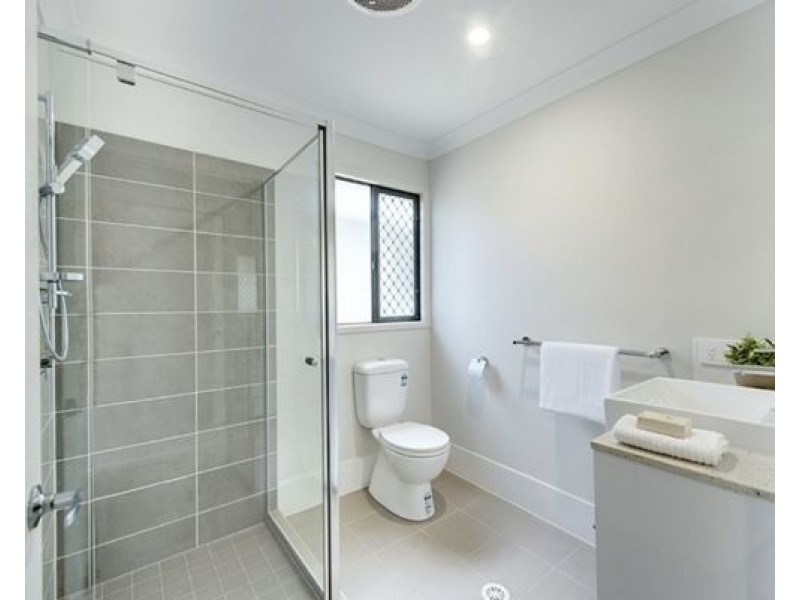 12 Highgate St, Coopers Plains QLD 4108
