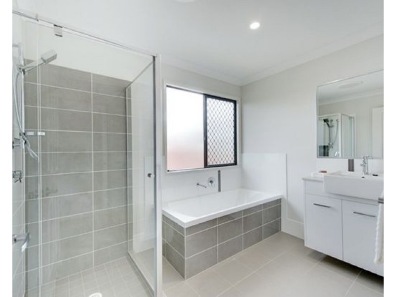 12 Highgate St, Coopers Plains QLD 4108
