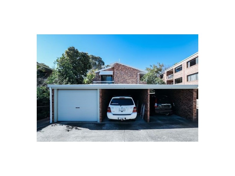 1 24 Durham Street, St Lucia QLD 4067