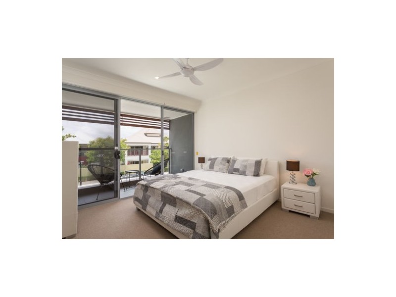 Unit 11 3031 The Boulevard, Carrara, QLD, Carrara QLD 4211