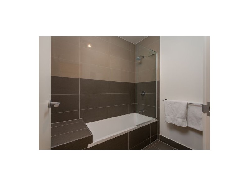 Unit 11 3031 The Boulevard, Carrara, QLD, Carrara QLD 4211