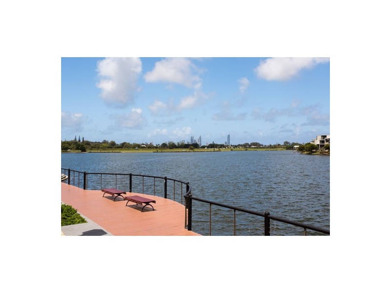 Unit 11 3031 The Boulevard, Carrara, QLD, Carrara QLD 4211