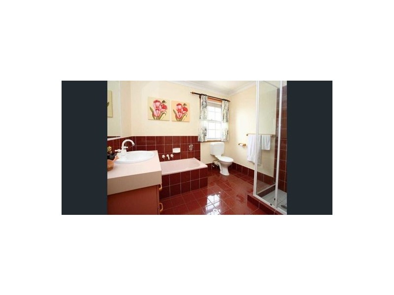 16 grenadier court, Runcorn QLD 4113