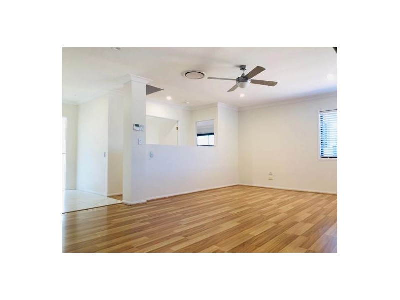 11 Saint Stephens Drive, Upper Coomera QLD 4209