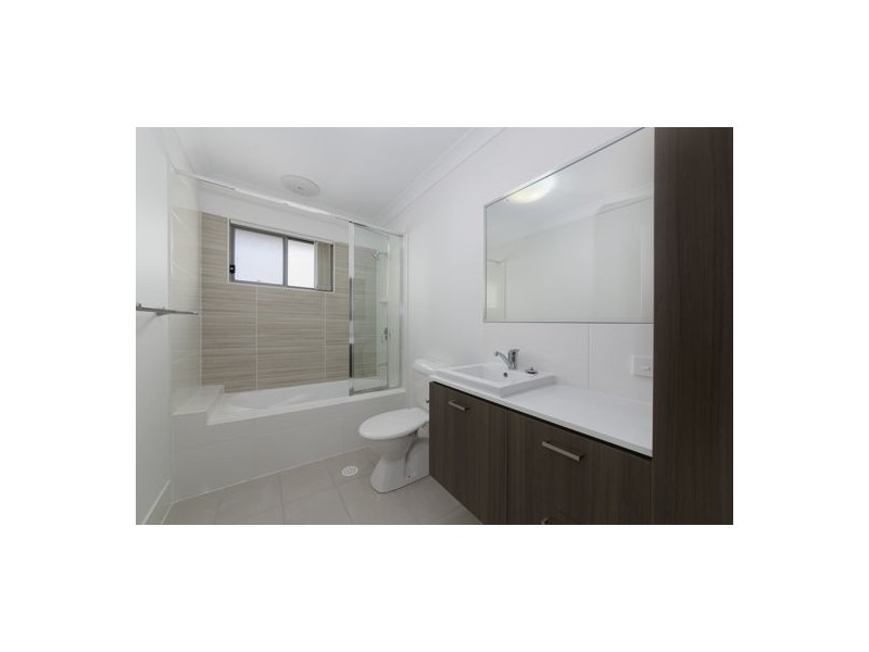 61/40 Old logan Rd, Gailes QLD 4300