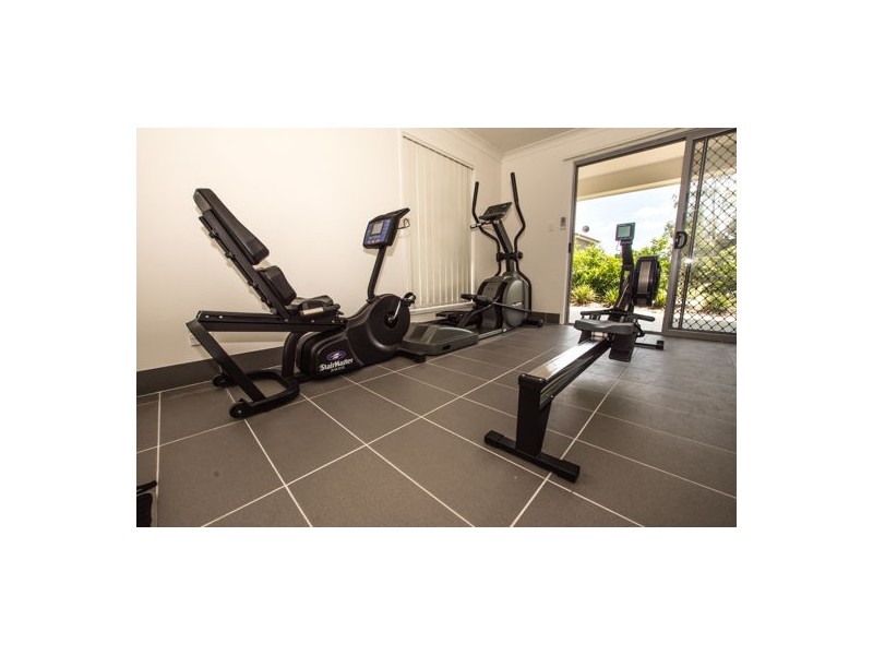 61/40 Old logan Rd, Gailes QLD 4300