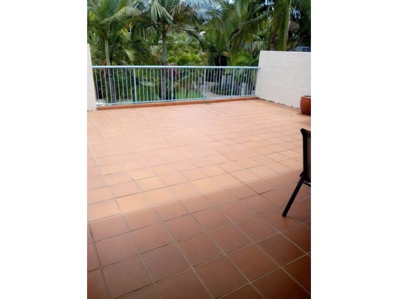 2 waverley road, Taringa QLD 4068