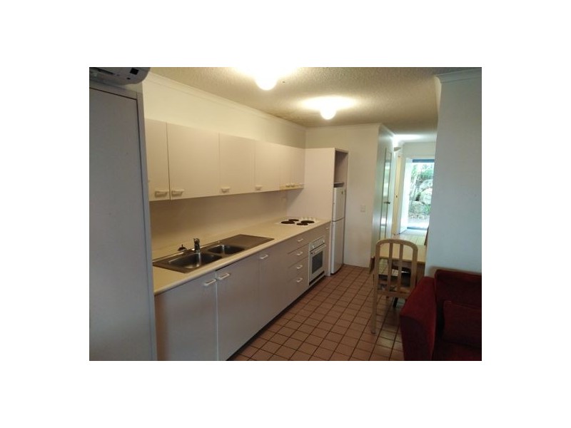 2 Waverley Road, Taringa QLD 4068