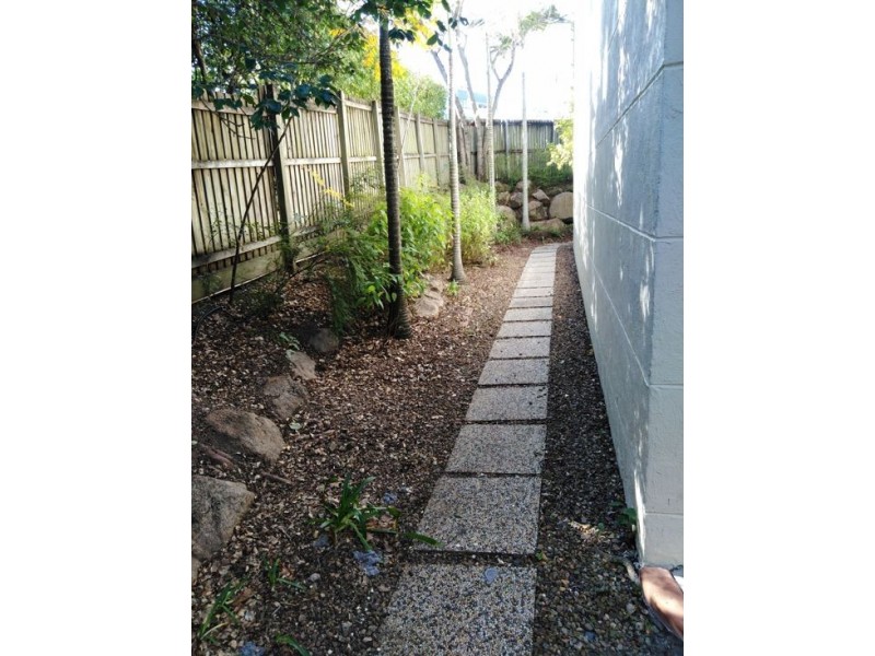 2 Waverley Road, Taringa QLD 4068
