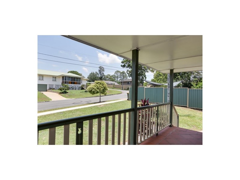 9 Arura Street, Mansfield QLD 4122