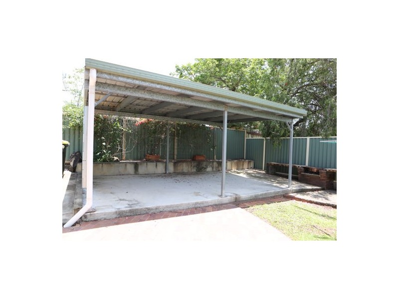 9 Arura Street, Mansfield QLD 4122