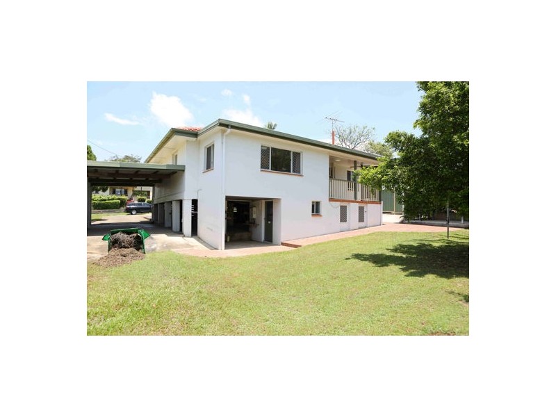 9 Arura Street, Mansfield QLD 4122