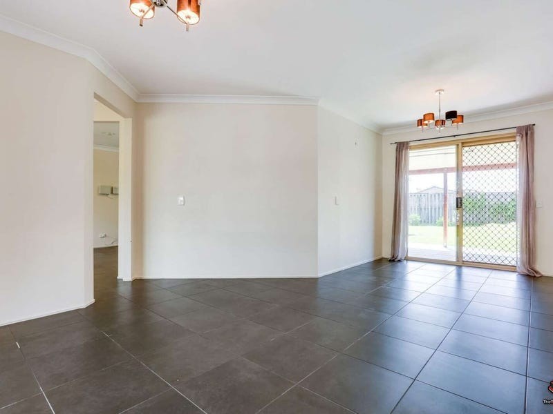 8 Nolan Place, Calamvale QLD 4116