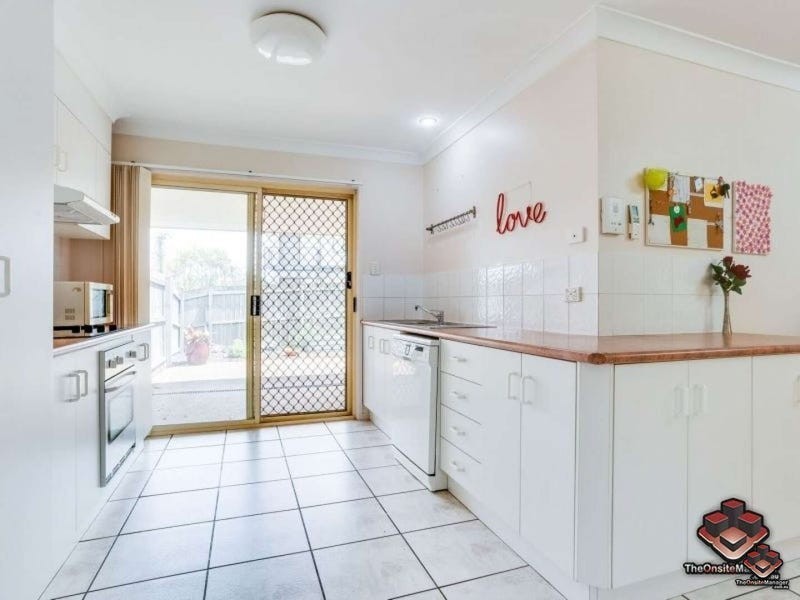 121 Golden Avenue, Calamvale QLD 4116