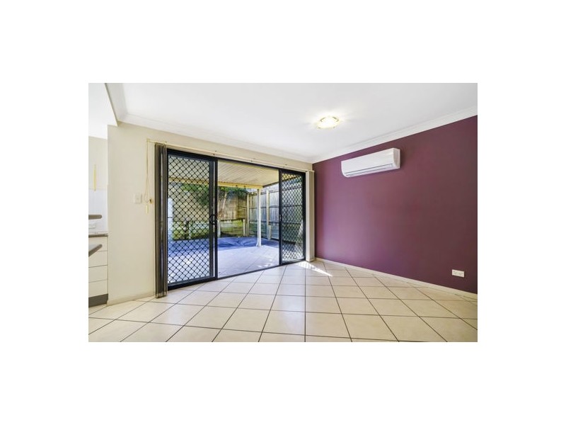 4/12 Mailey St, Mansfield QLD 4122