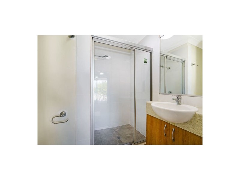 4/12 Mailey St, Mansfield QLD 4122