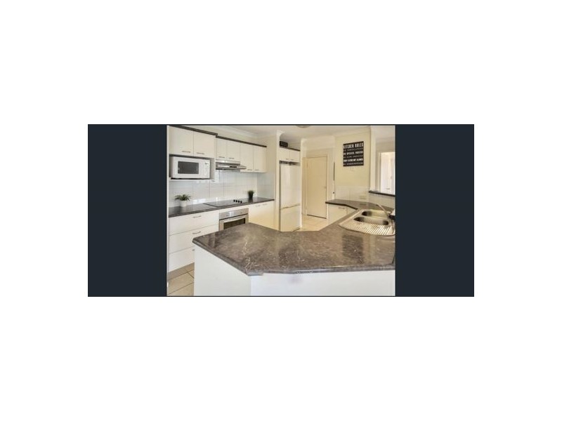 30 Earnshaw Street, Calamvale QLD 4116