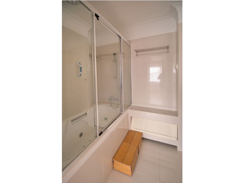 3 Elbert St, Macgregor QLD 4109