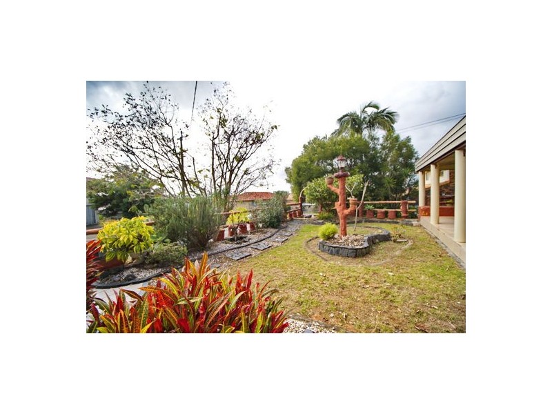 3 Elbert St, Macgregor QLD 4109