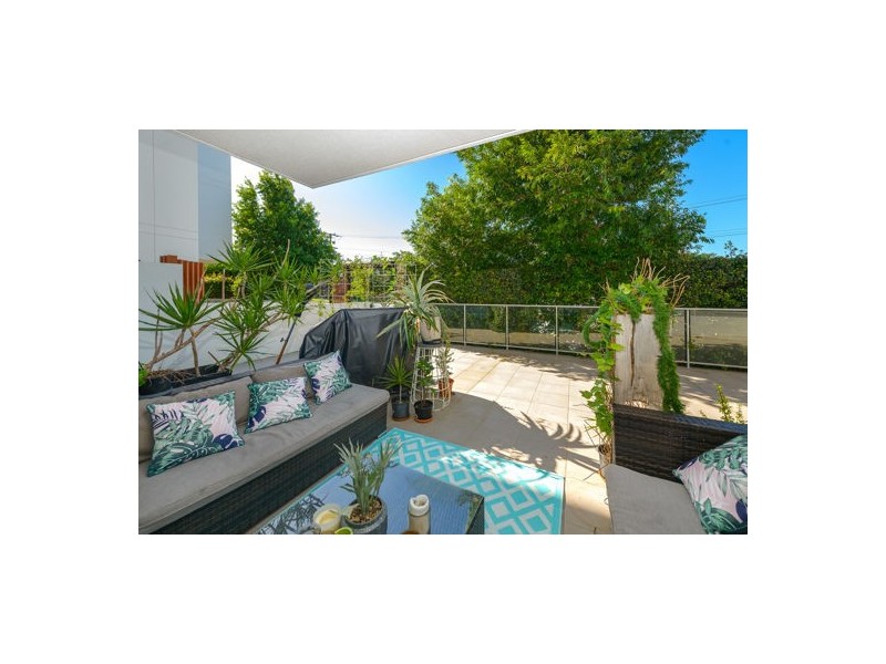 UNIT 2109 1-7 Waterford Court, Bundall QLD 4217