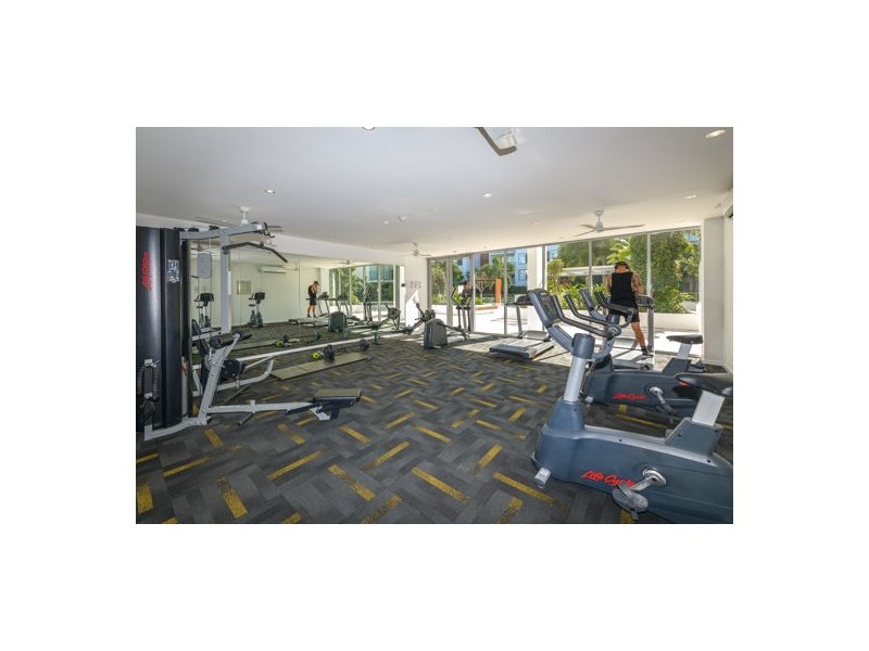 UNIT 2109 1-7 Waterford Court, Bundall QLD 4217