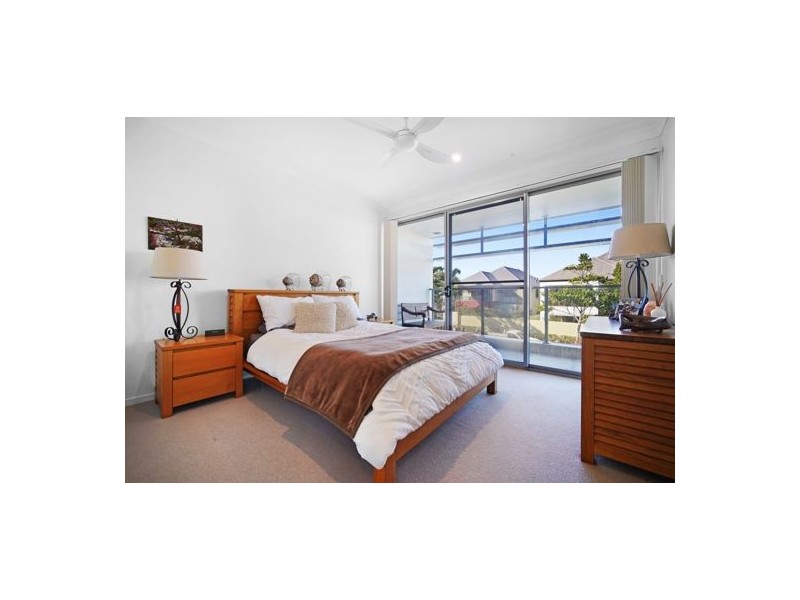 9/3031 The Boulevard, Carrara QLD 4211