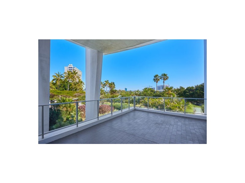 1705/4 Wahroonga place, Surfers Paradise QLD 4217