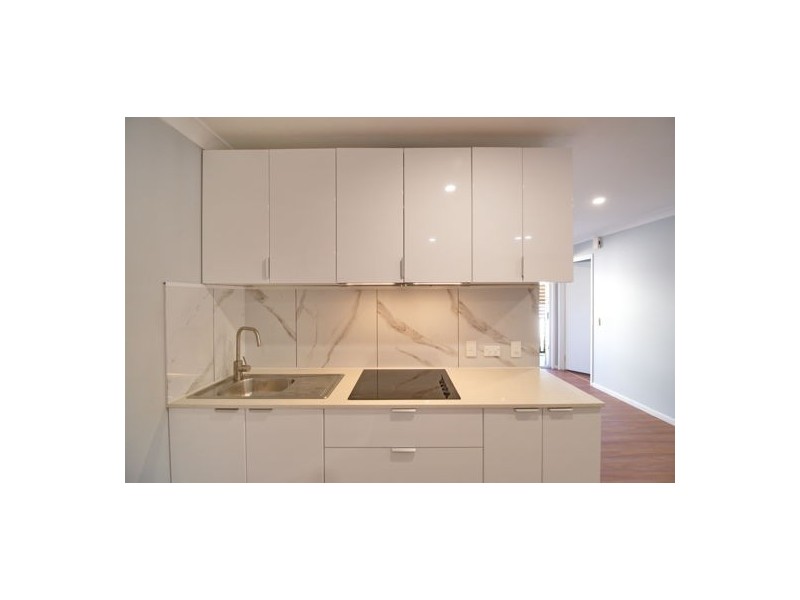 8 Sussex st, Toowong QLD 4066