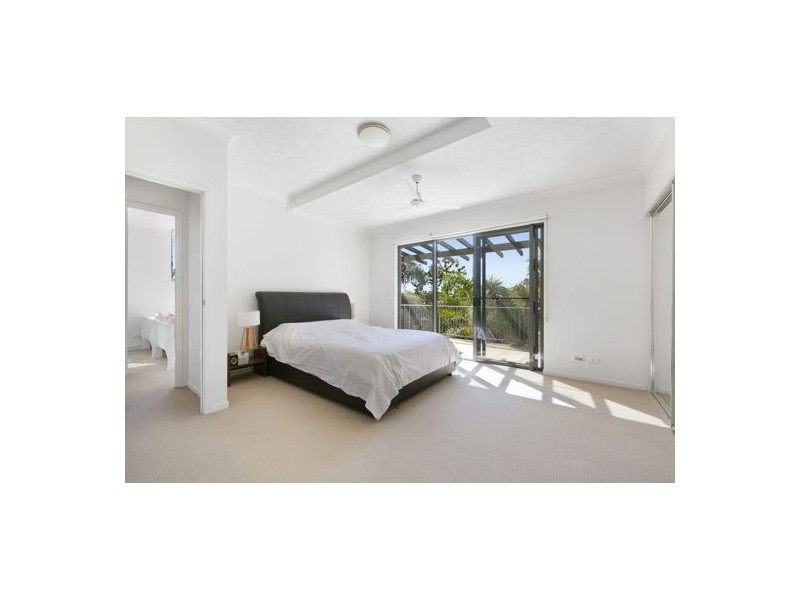 5/1 Acacia Court, Robina QLD 4226