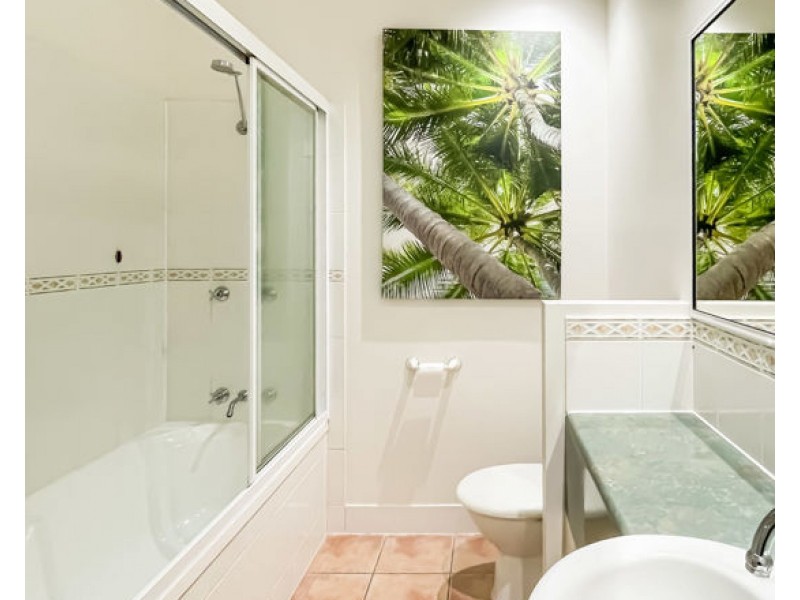 14/72-84 Kowinka Street, White Rock QLD 4868