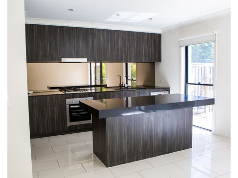 123 North Hill Drive, Robina QLD 4226