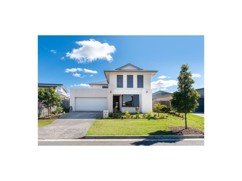 4 Jade Way, Helensvale QLD 4212