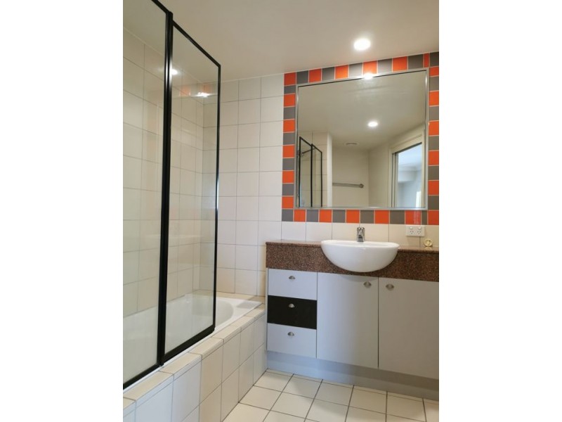 A27/451 Gregory Terrace, Spring Hill QLD 4000