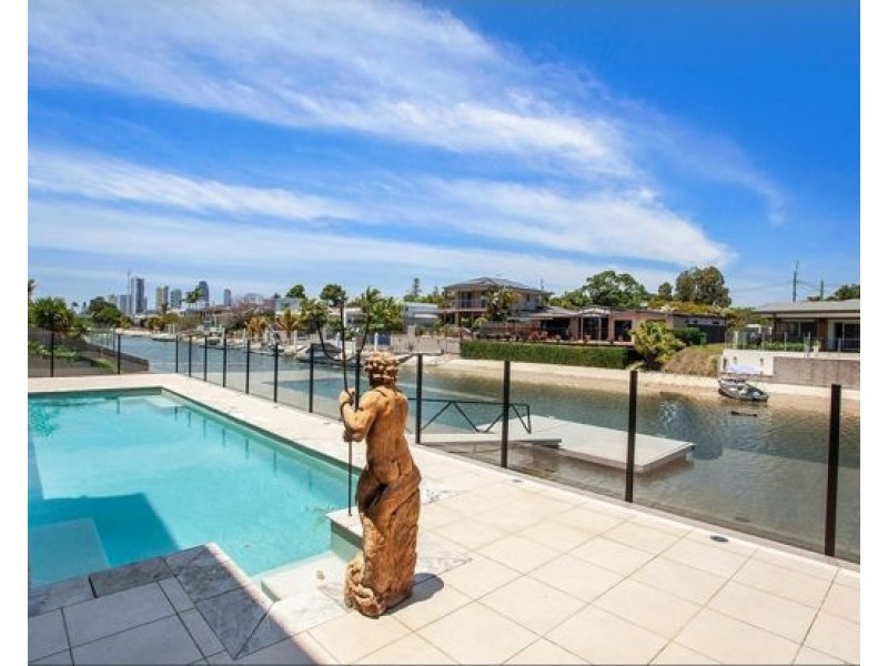 14 Monte Vista Court, Broadbeach Waters QLD 4218