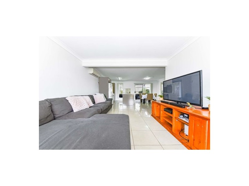 40 31 Lyrebird Street, Loganlea QLD 4131