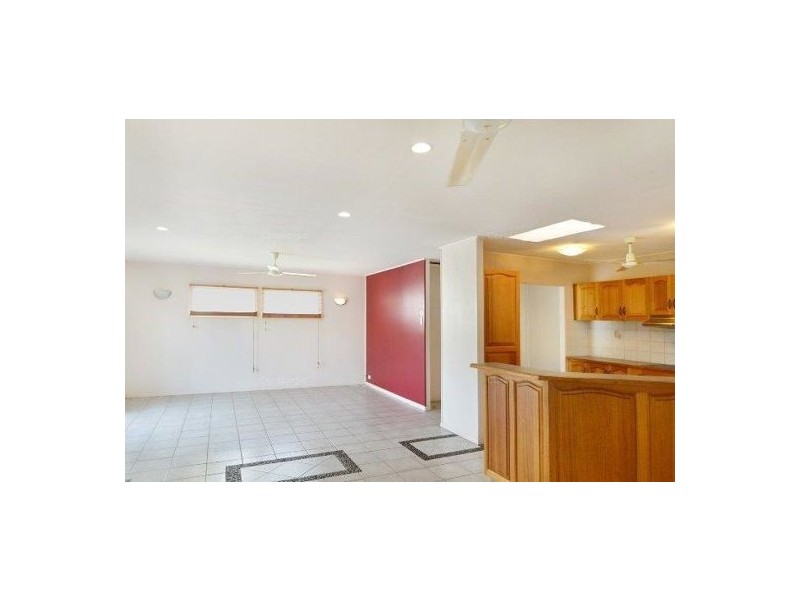 66 Dalton Street, Westcourt QLD 4870